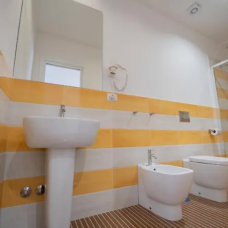 Affittacamere P.c. Boutique H. Lifestyle, Centro, By Clapa Group Dislocated Hospitality Napoli